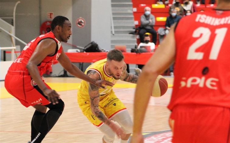 Victoire contre Aix-Maurienne, 68-60