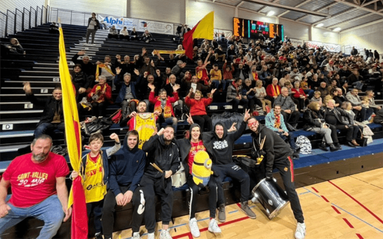 Victoire à Aix-Maurienne, 103-97