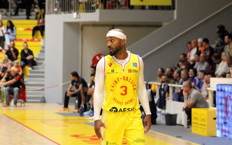 Défaite à Avignon, 93-79