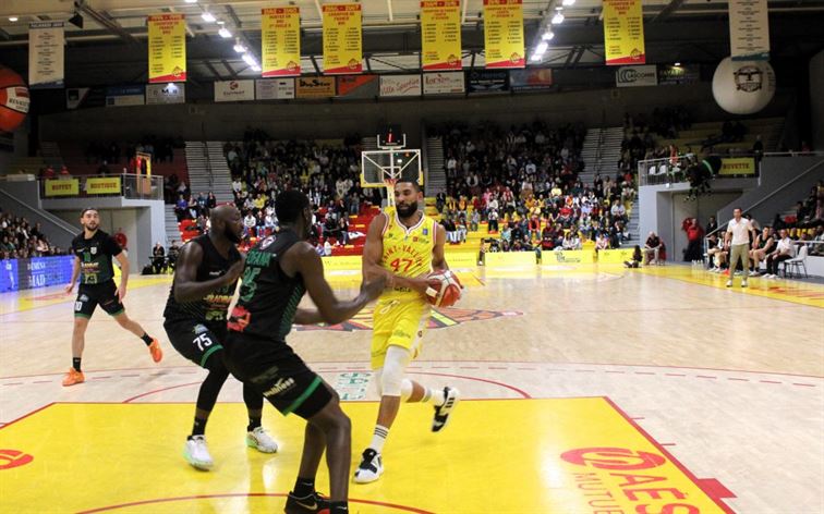 Victoire à Andrézieux, 88-84
