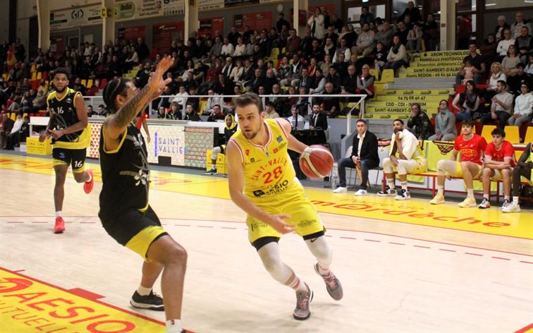 Victoire contre Boulogne, 80-79
