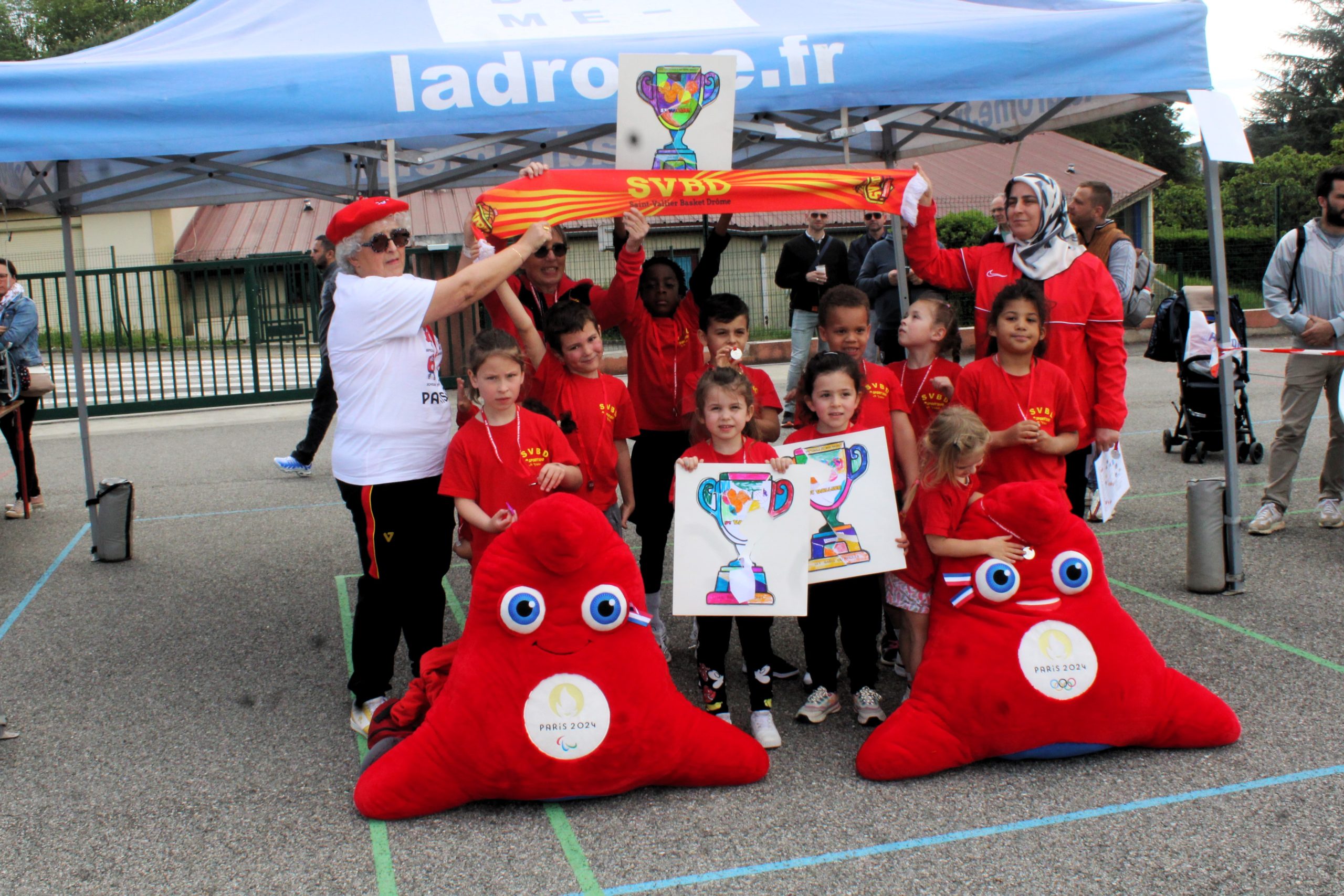 Les U7 à la Fête du MiniBasket