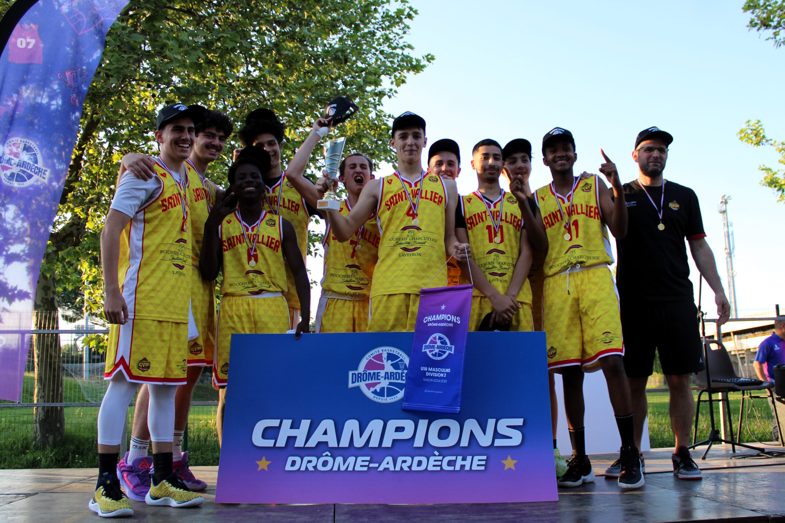 Les U18 Garçons 4, champions DM3