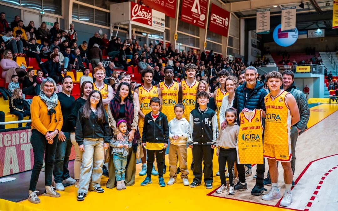 CIRA MENUISERIES équipe les U18 Garçons 2