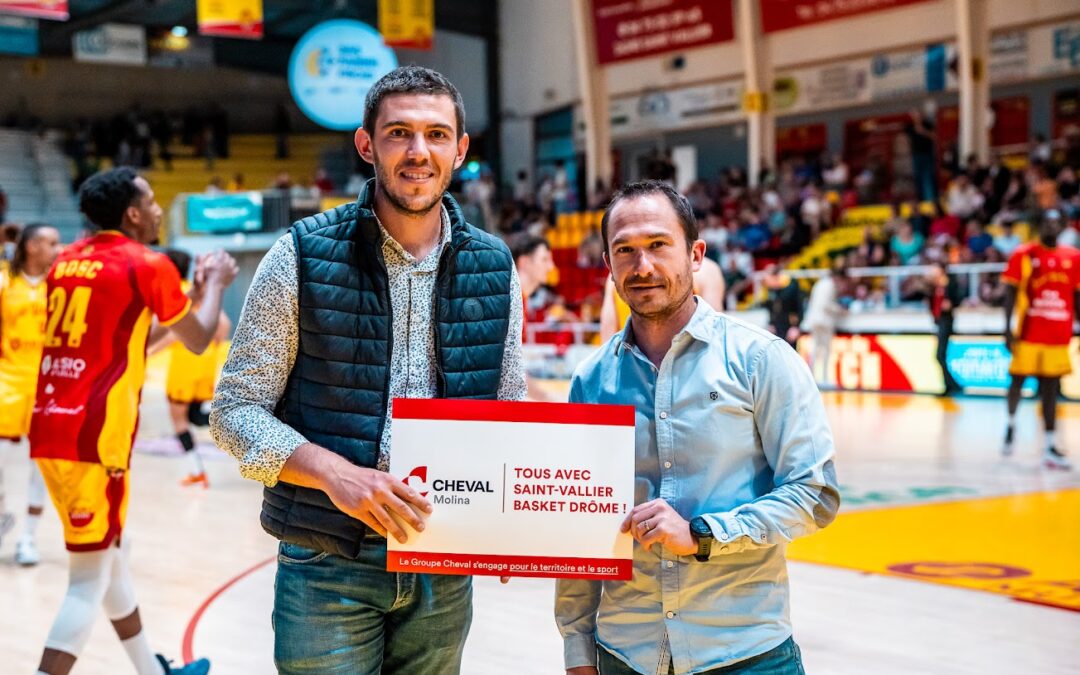 Faites du bruit avec CHEVAL MOLINA