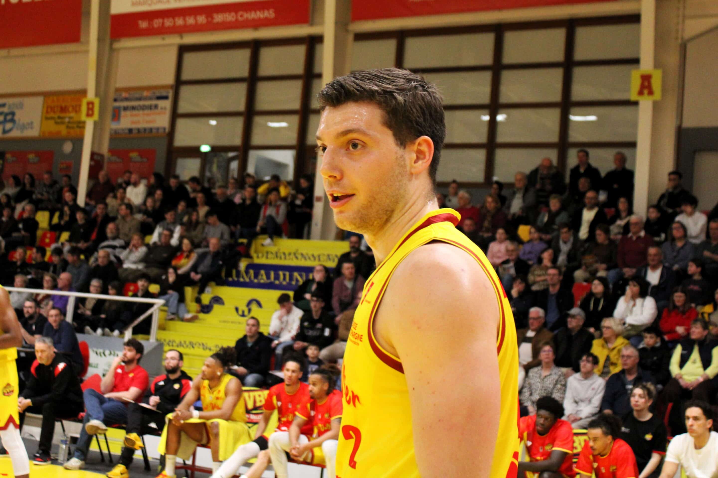 Damien ARCHINARD continue au SVBD